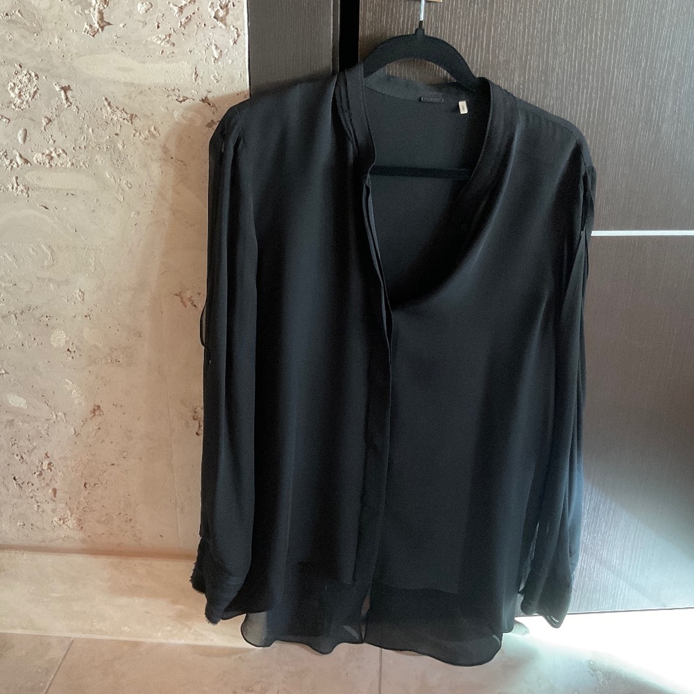 Elie Tahari Silk Blouse - Long sleeves Size Large Black